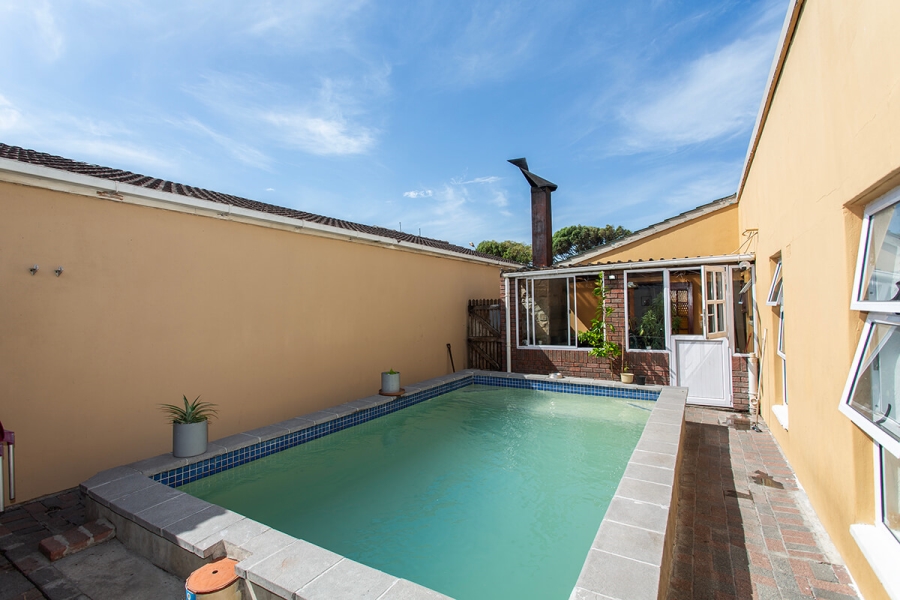 3 Bedroom Property for Sale in Portlands Western Cape